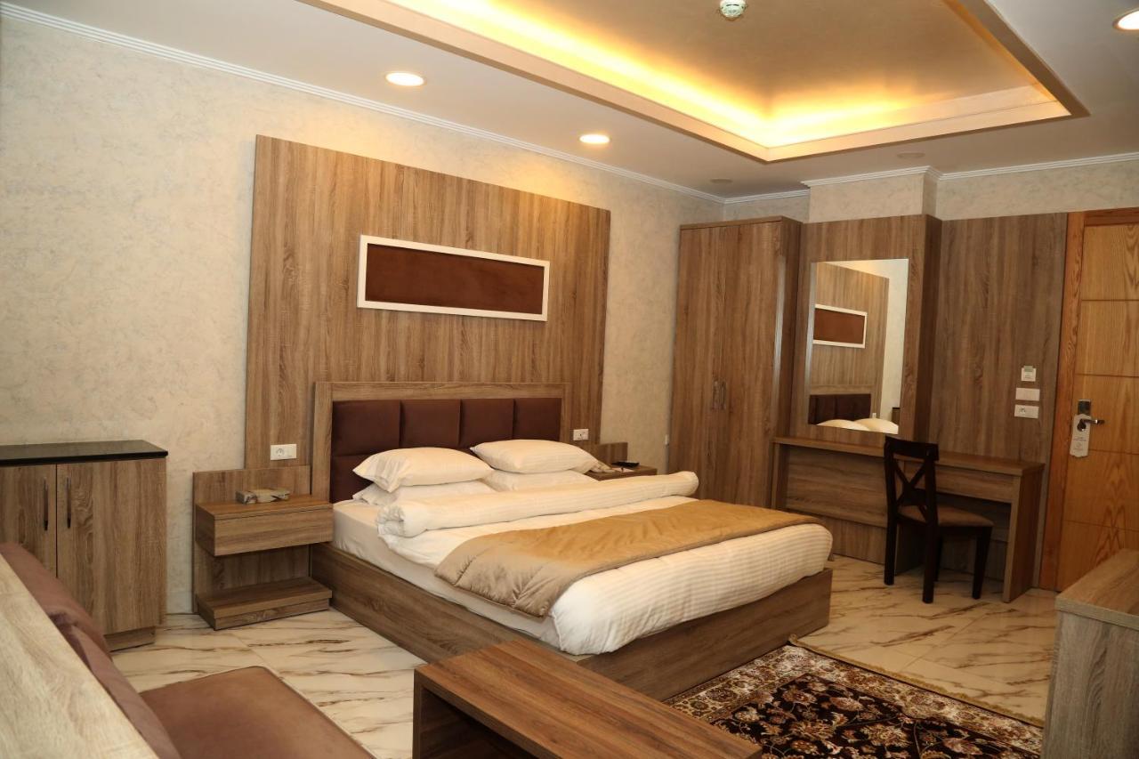 Pearl Of & Hotel Beirut